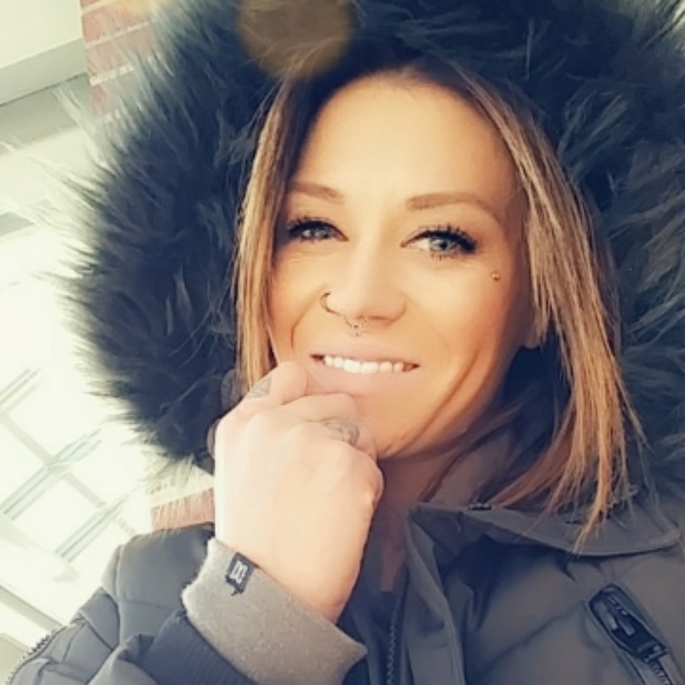 Meet your Posher, Melissa